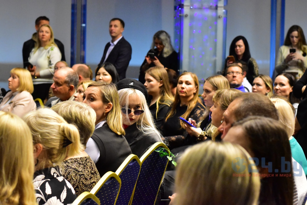 модель показ мод