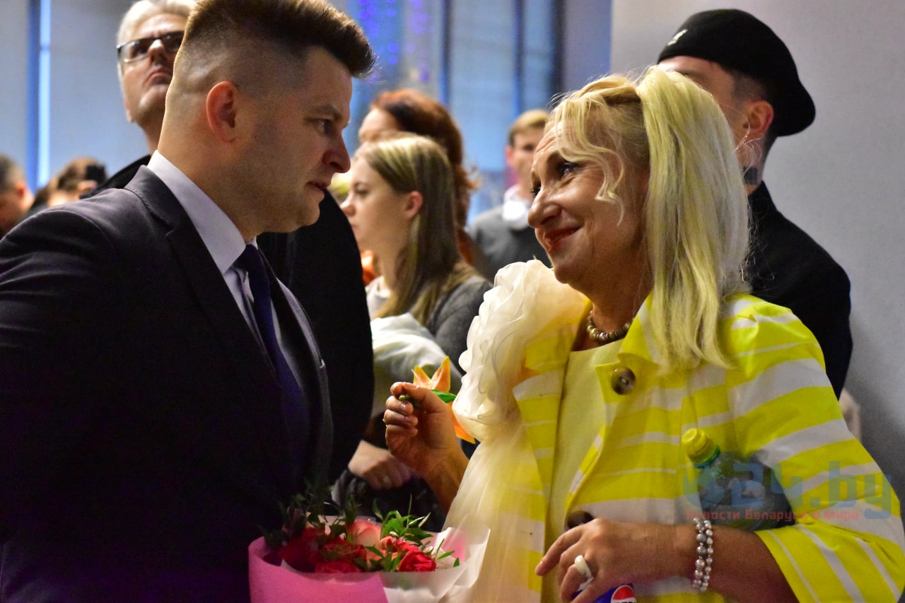 модель показ мод