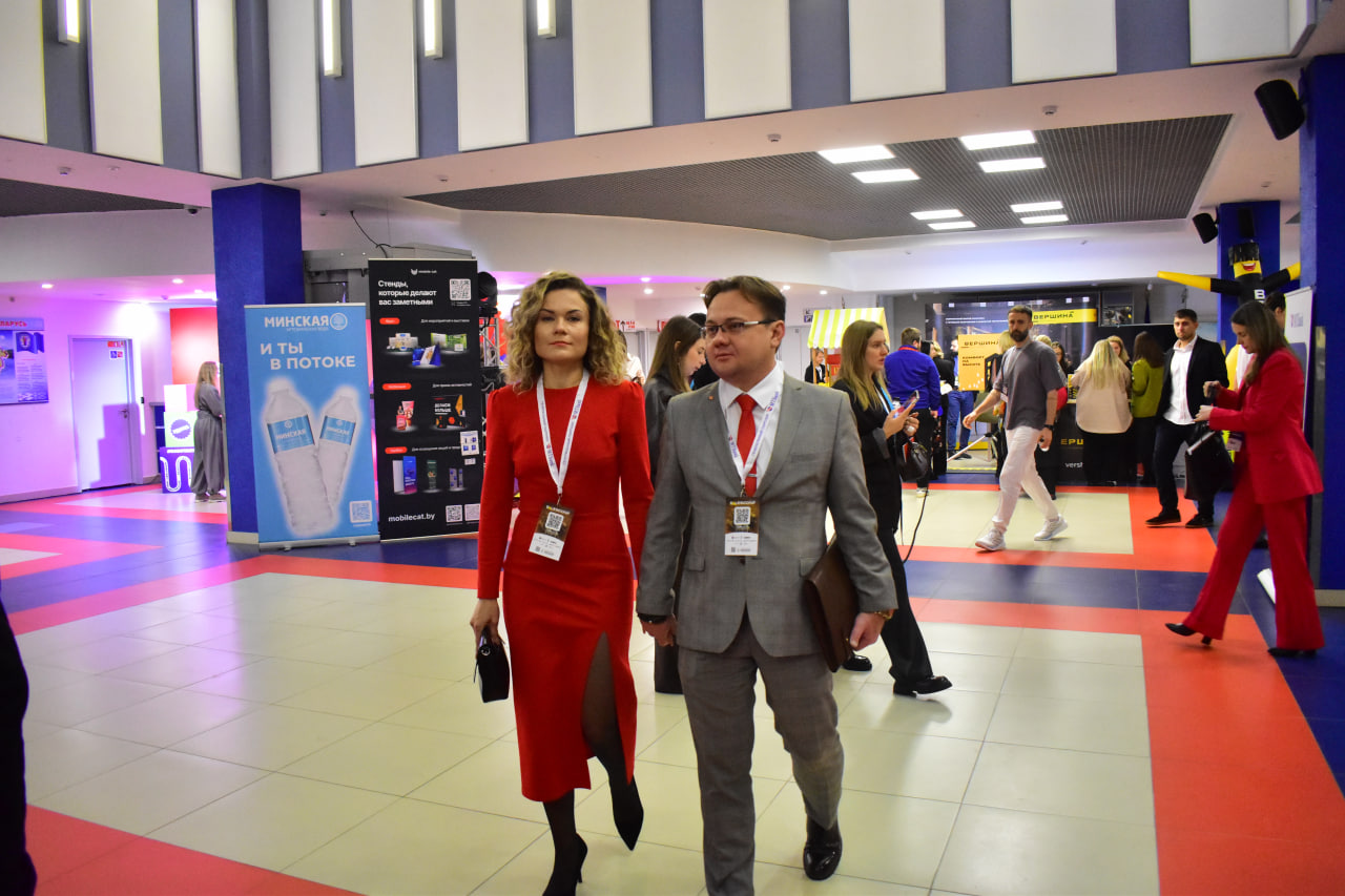 люди пара бизнесмены