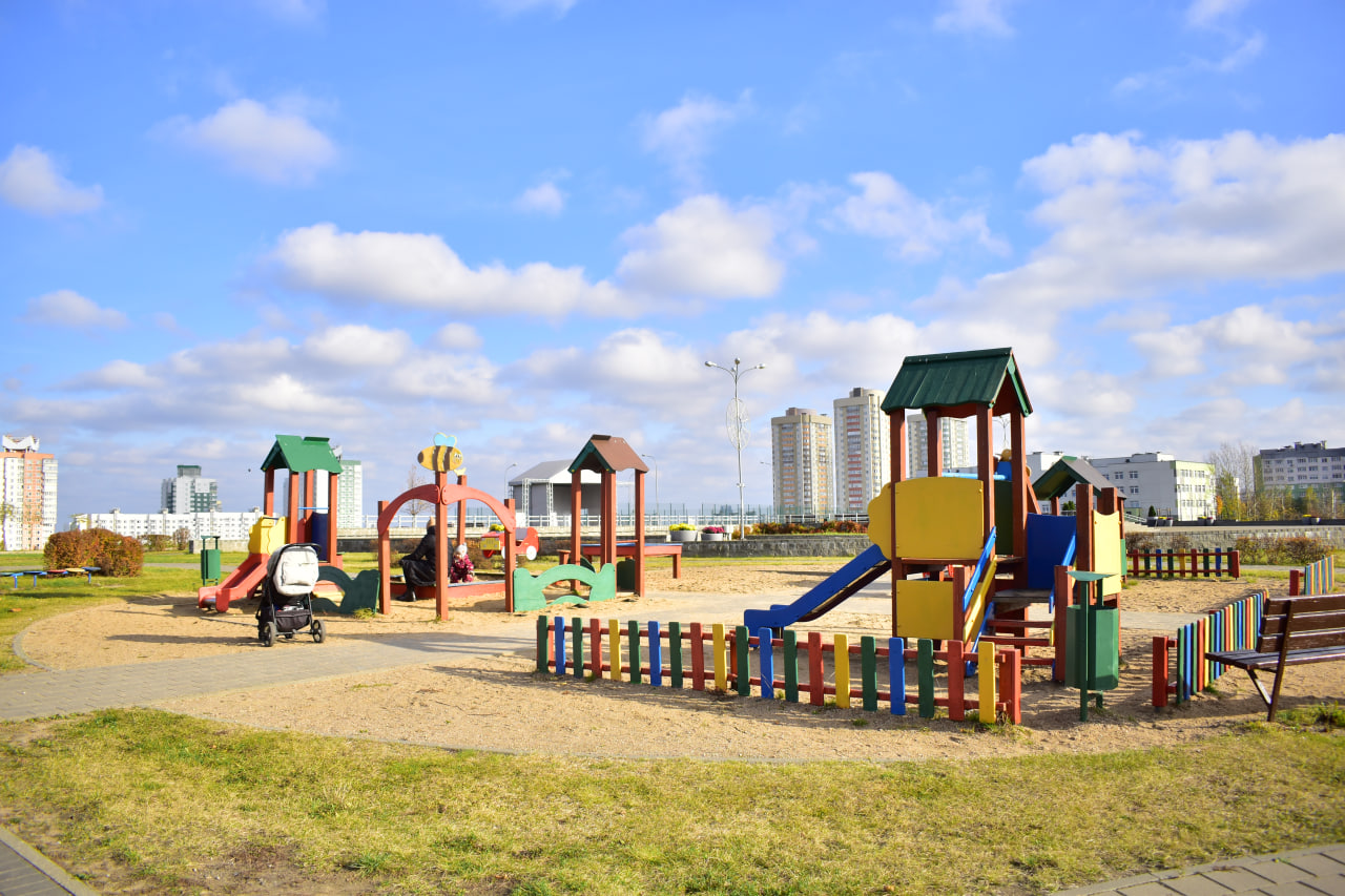 детская площадка
