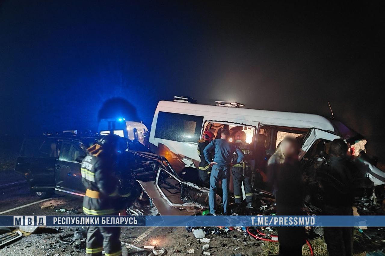 В Гомельской области произошло масштабное ДТП с маршрутным такси, есть погибшие