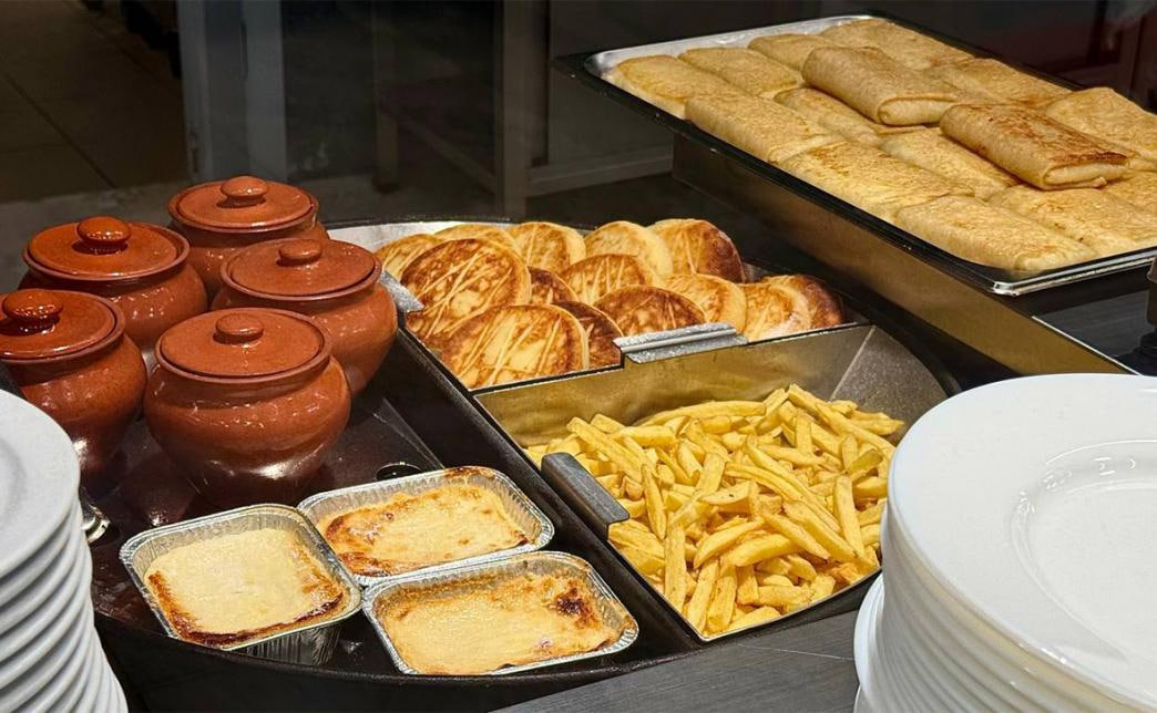 еда столовая Пит Стоп