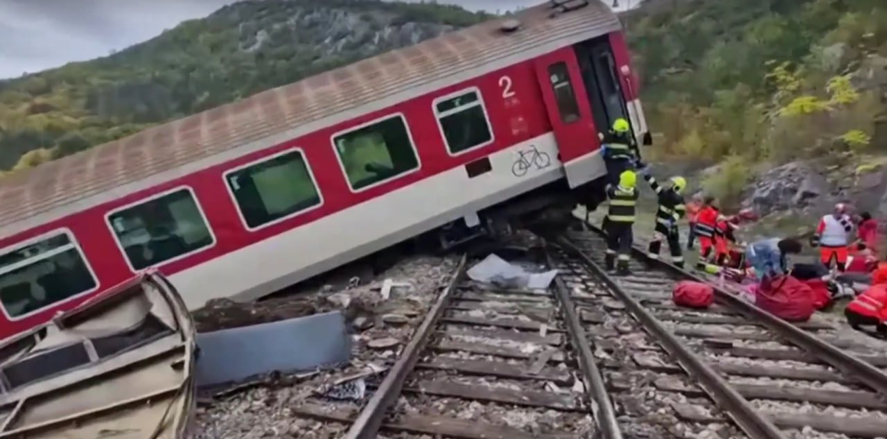 катастрофа авария поезд