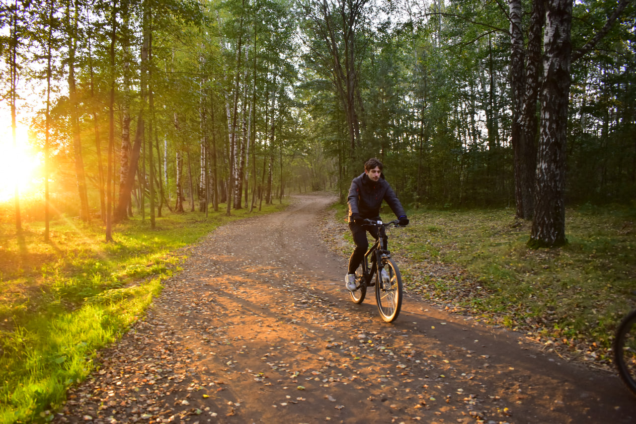 велосипед велосипедист закат экотропа