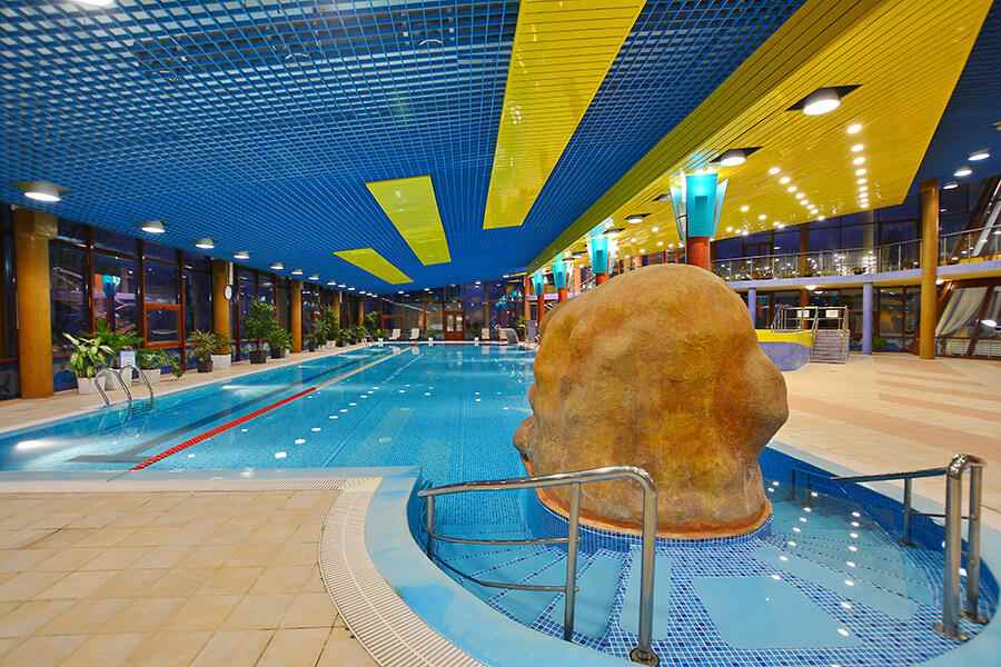 Крытый бассейн в санатории «Юность»