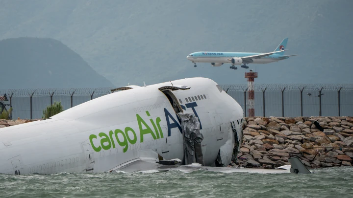Грузовой самолет Boeing 747