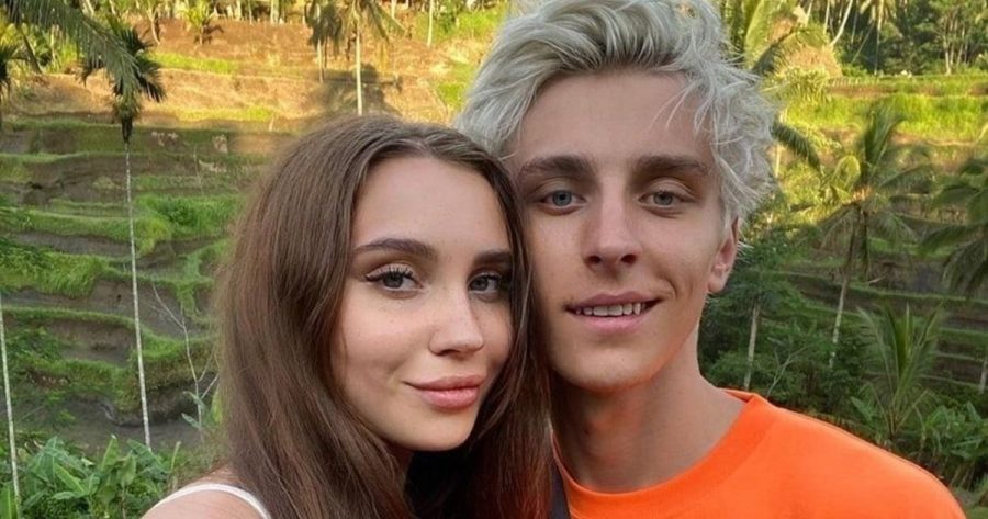 Юлия Годунова и Влад Бумага