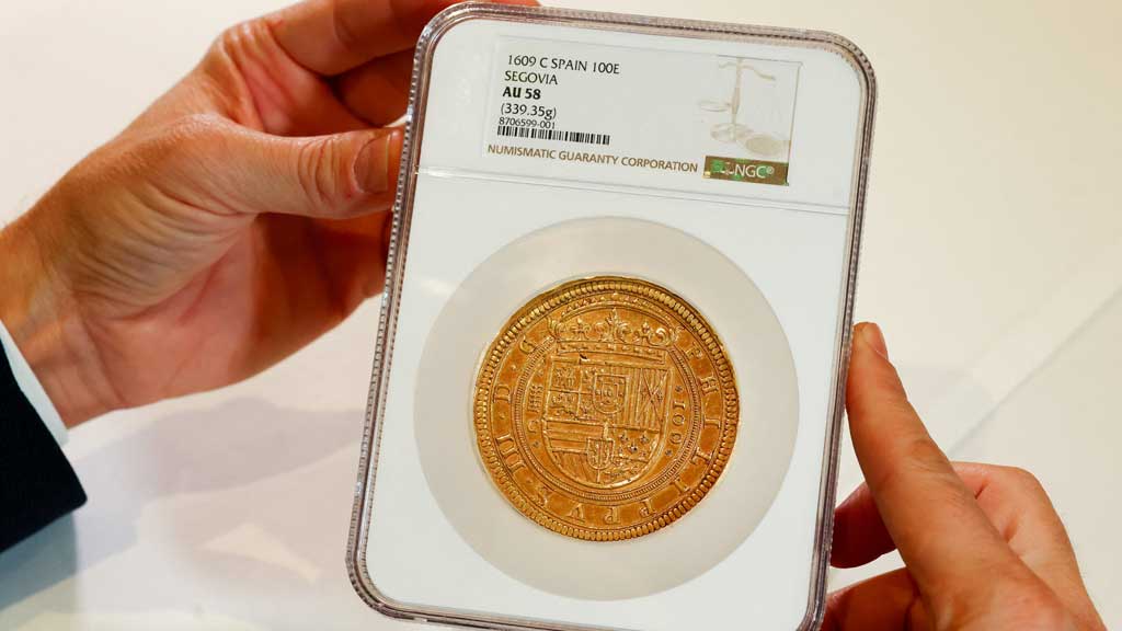 Золотая монета 1609 года испанского короля Филиппа III