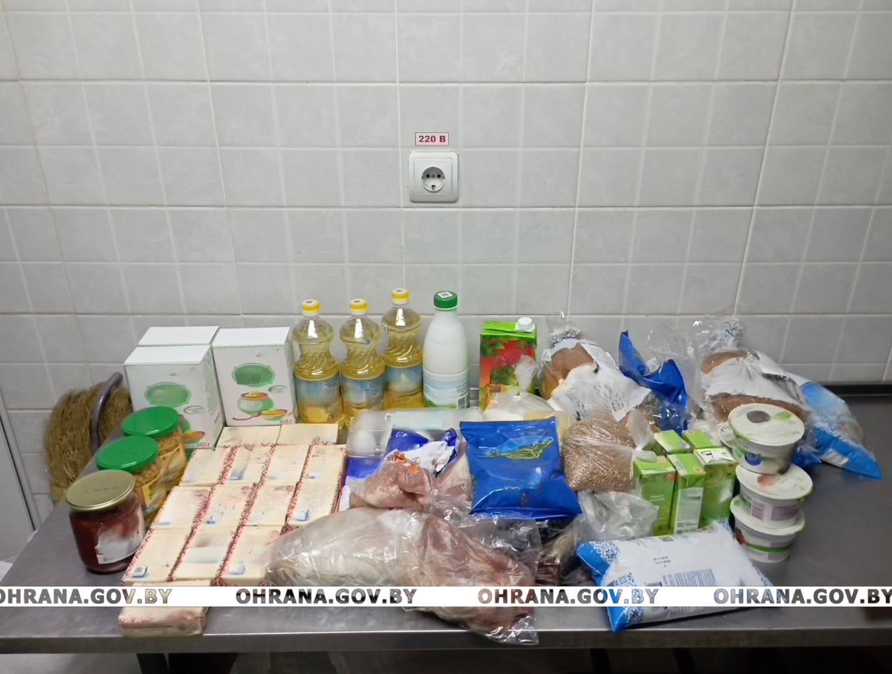 С продуктовыми сумками — на скамью подсудимых: в Беларуси задержаны расхитители детского питания и не только