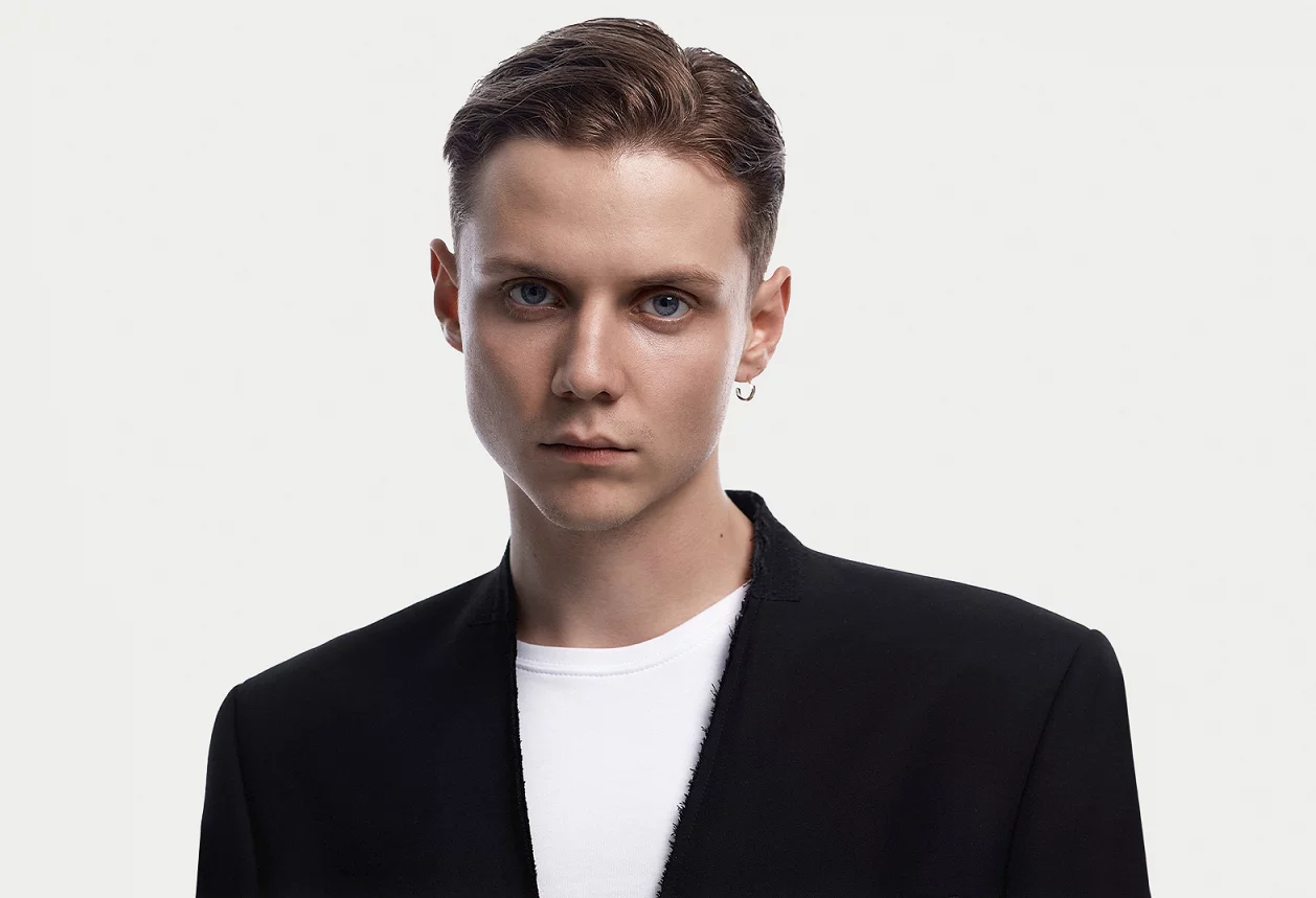 Ваня Дмитриенко открытие года рейтинг 