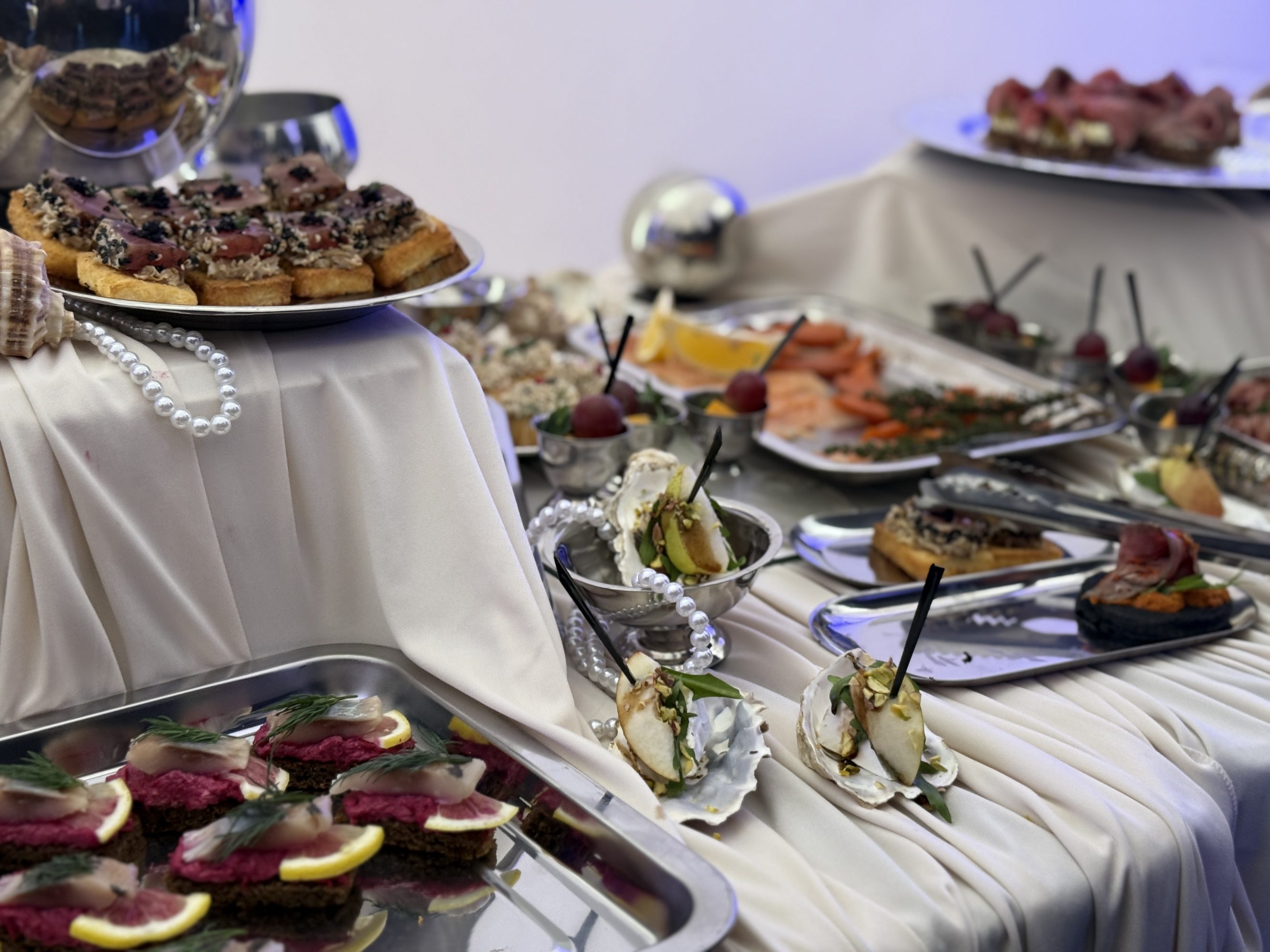 «Морские сезоны» открыли в Минске высокотехнологичный завод по переработке рыбы: акцент на качество, доступность и дальневосточное сырье