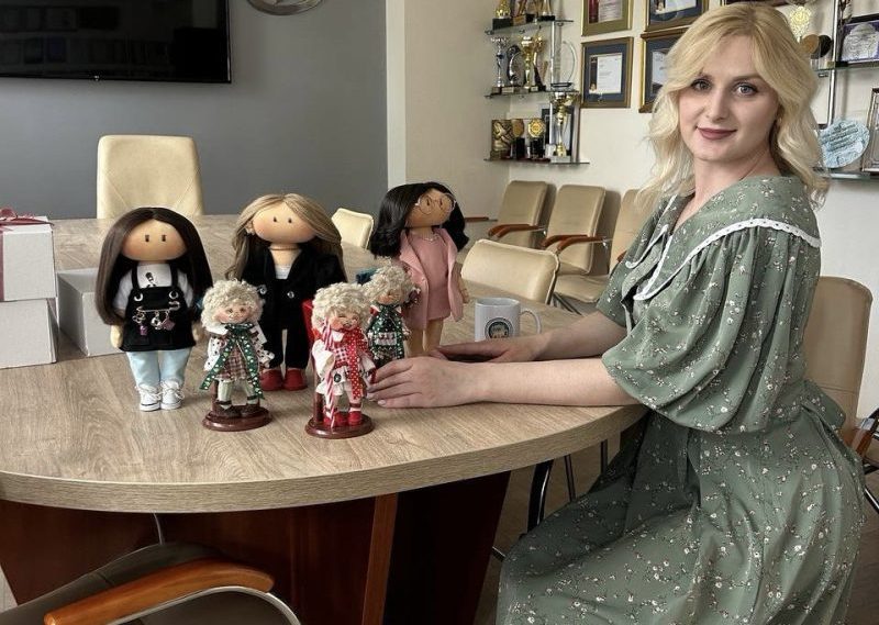 Ваша миниатюрная копия: как мастер из Барановичей создает кукол по фотографиям