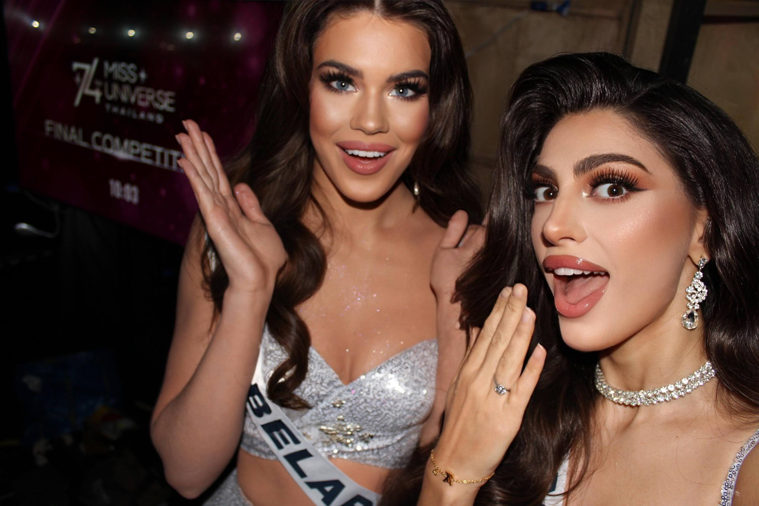 Алена Кучерук с одной из конкурсанток