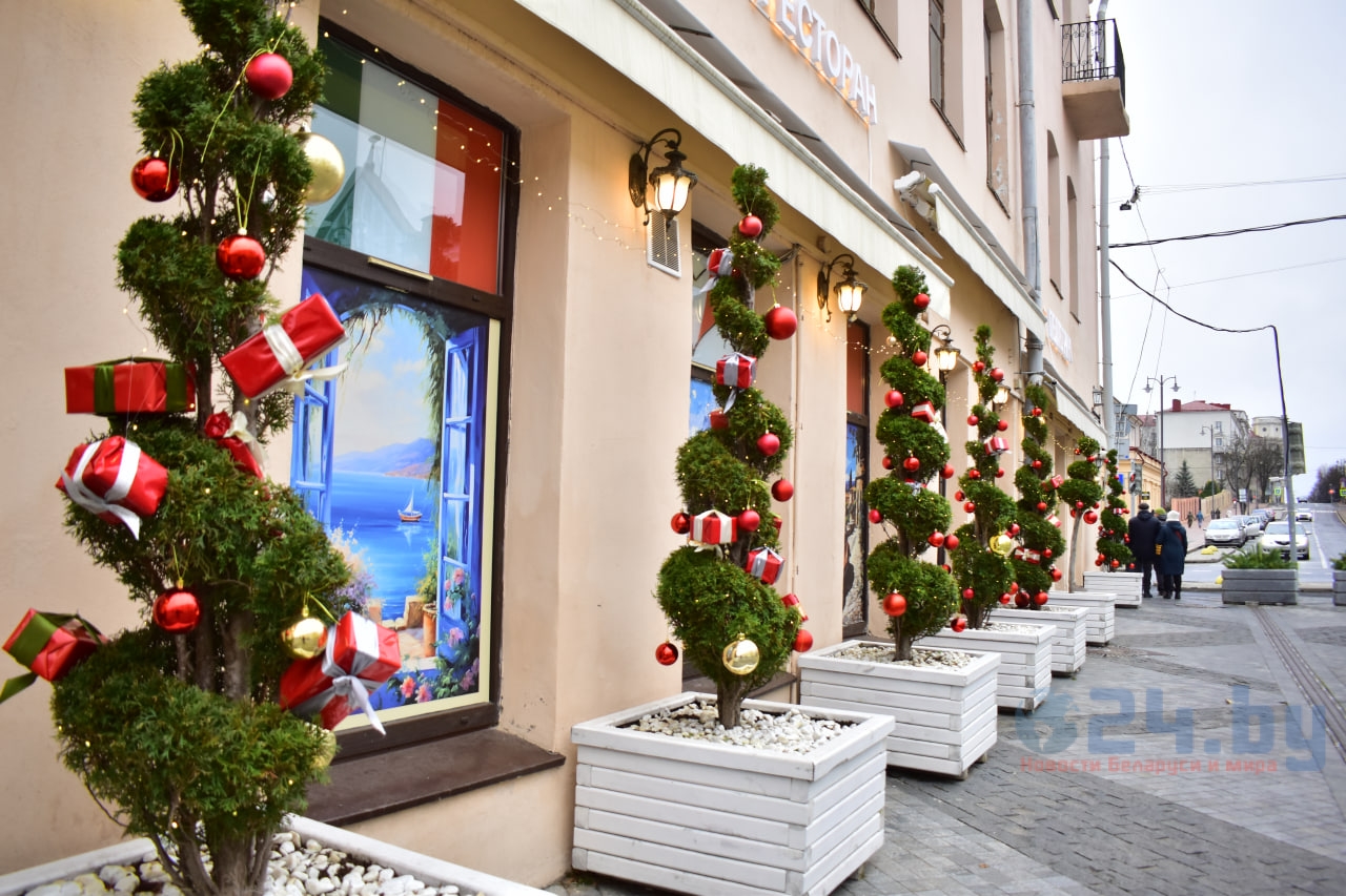 уличный новогодний декор