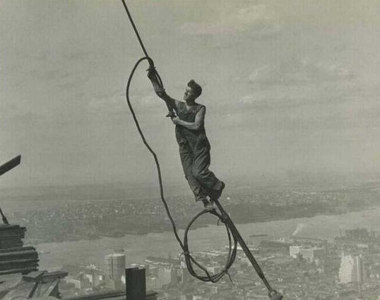 на высоте работа