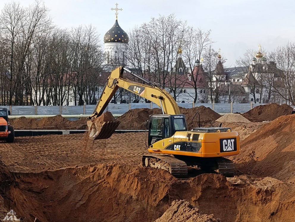 Спецтехника строительство общежития Минск