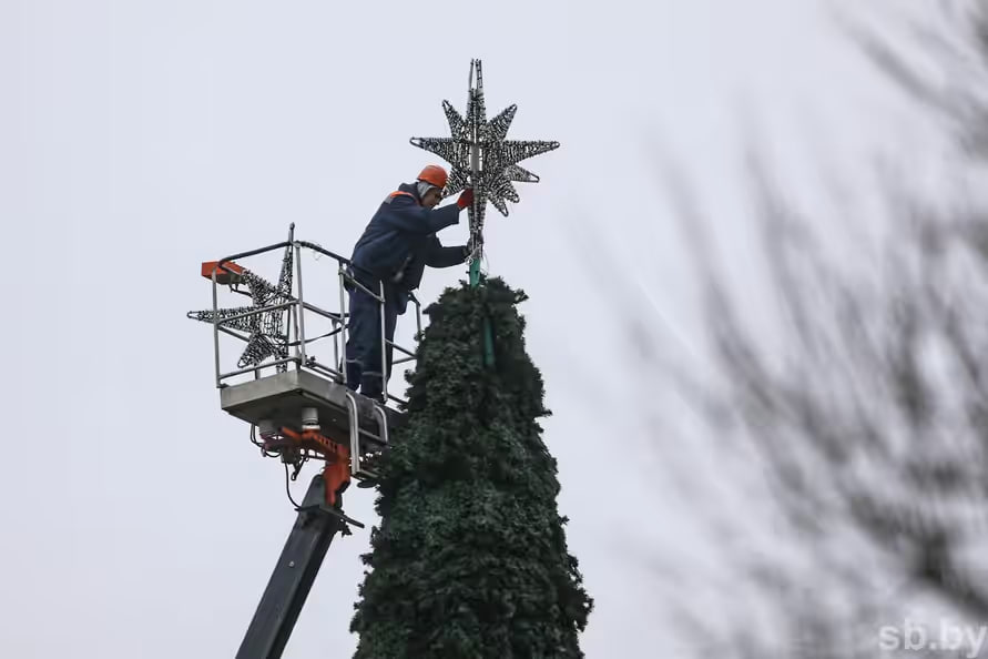 установка звезды на елку