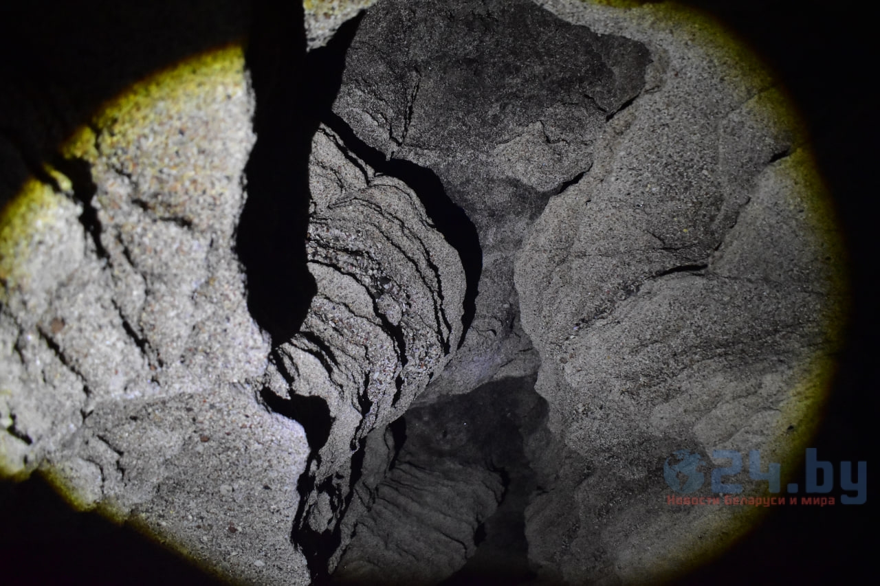 белорусская пещера внутри
