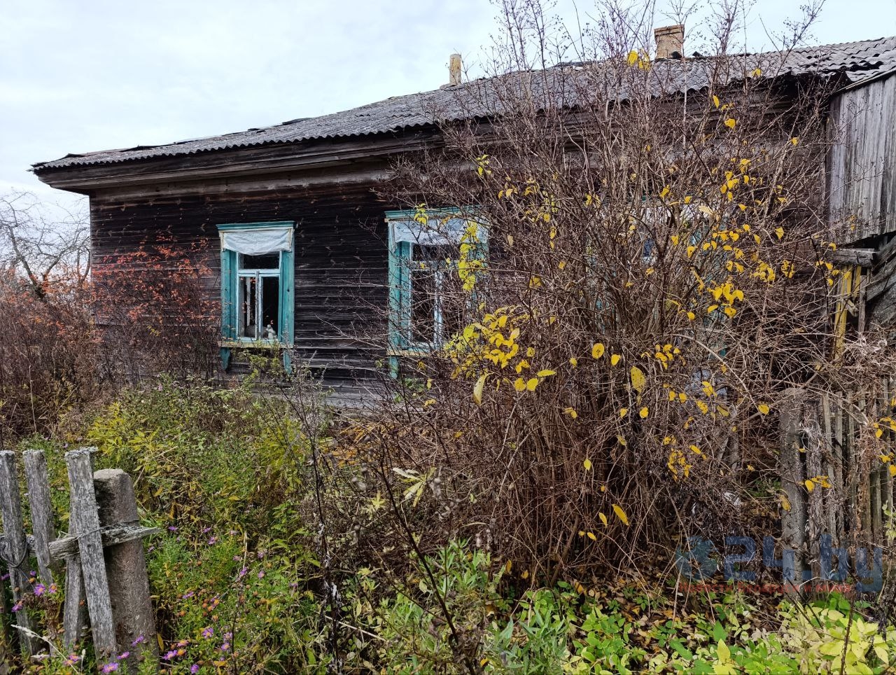 заброшенный дом в деревне