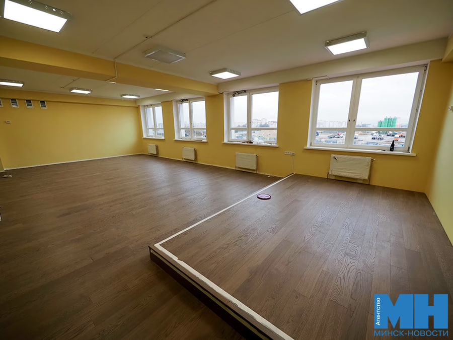 Школа спортзал