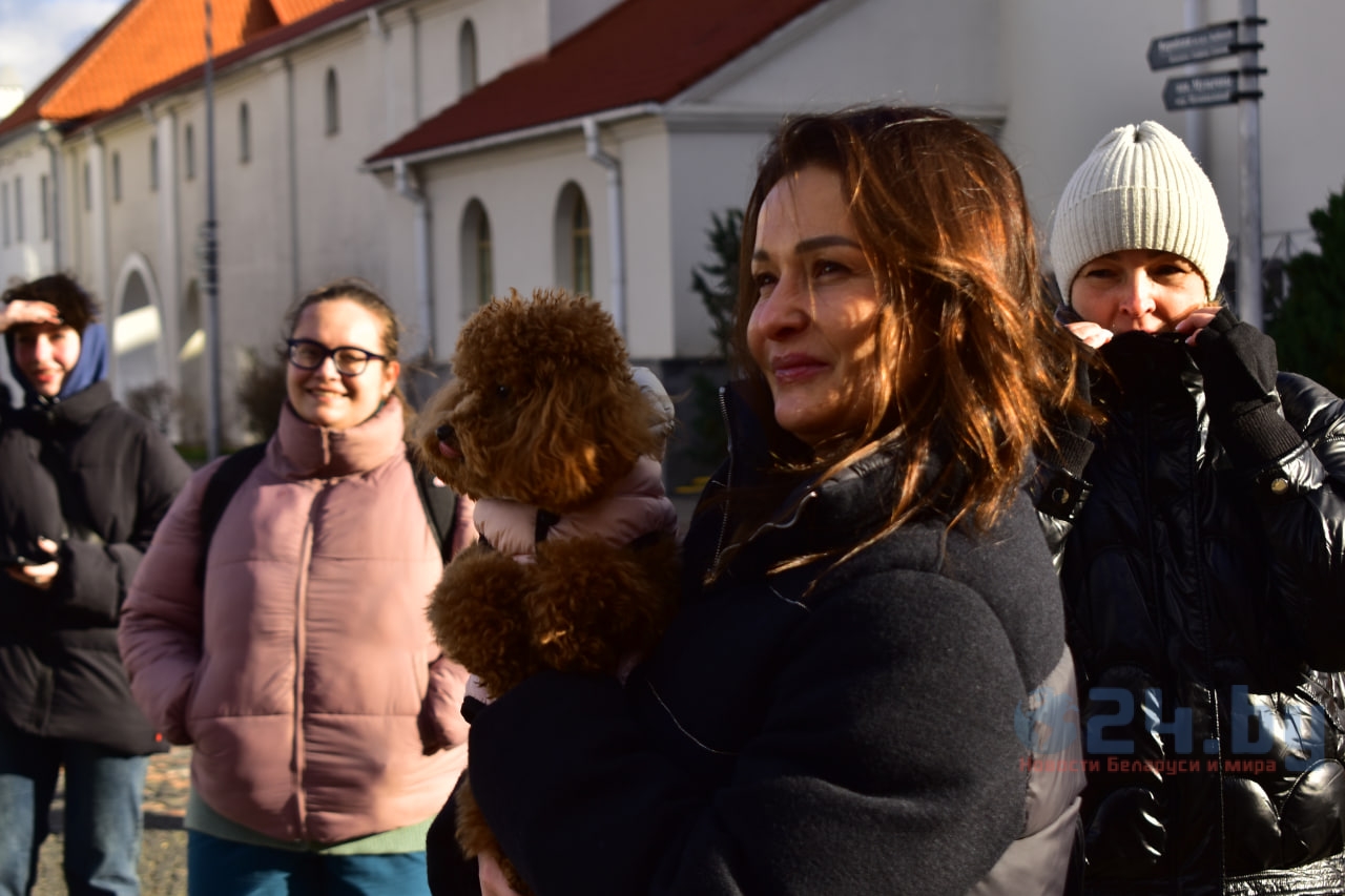 женщина с собакой