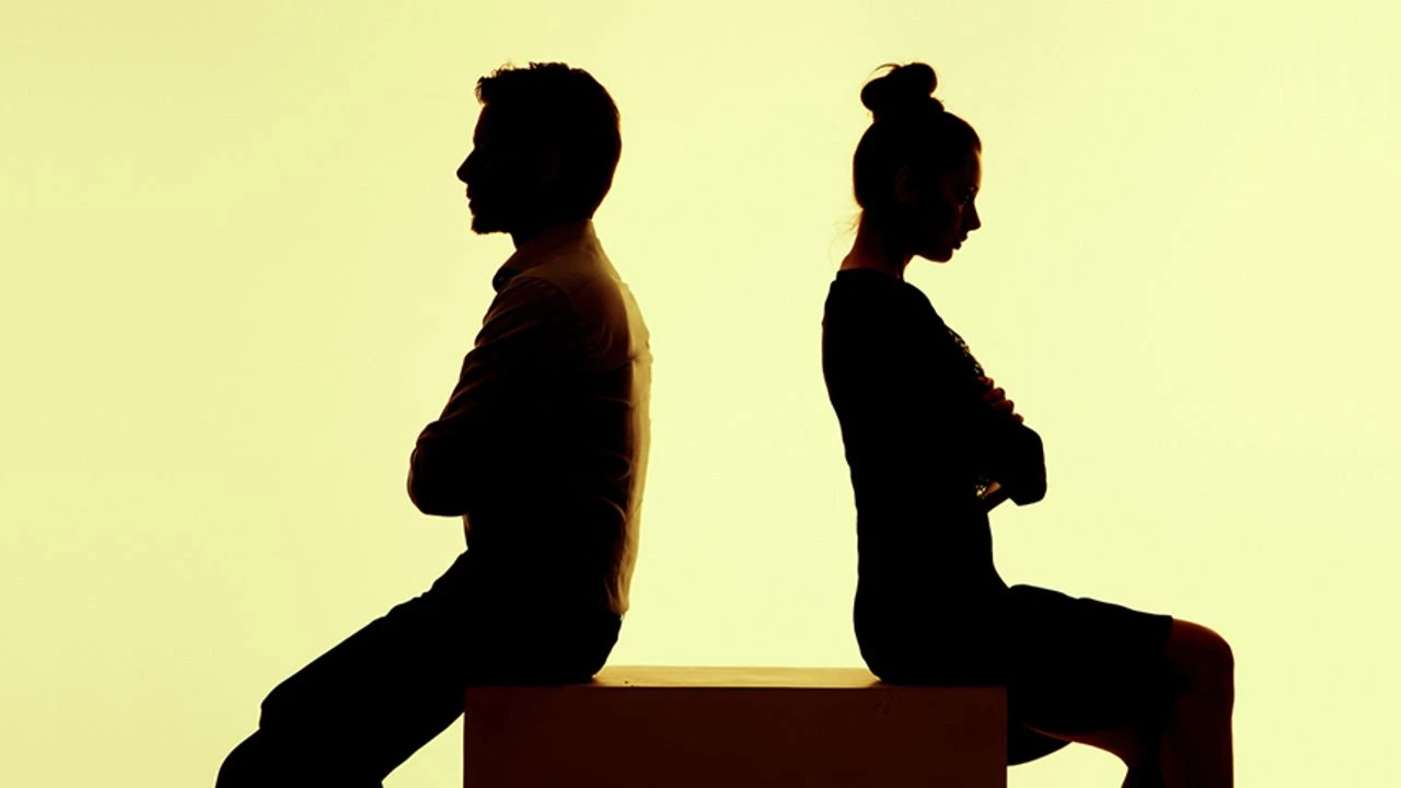 расставание развод пара короткие браки 