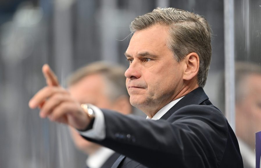 Динамо Минск КХЛ Квартальнов поражение Локомотив