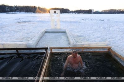 Крещение в Минске окунание 2026 купели ОСВОД