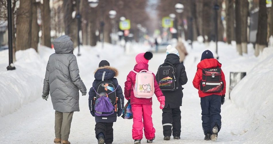 морозы в Беларуси отмена занятий школа температура